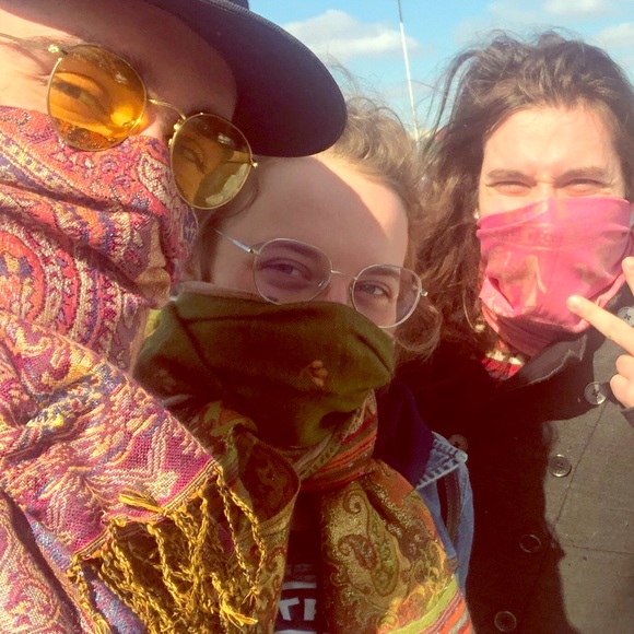 Meet your Posher, Shayna - Picture 1 of 1